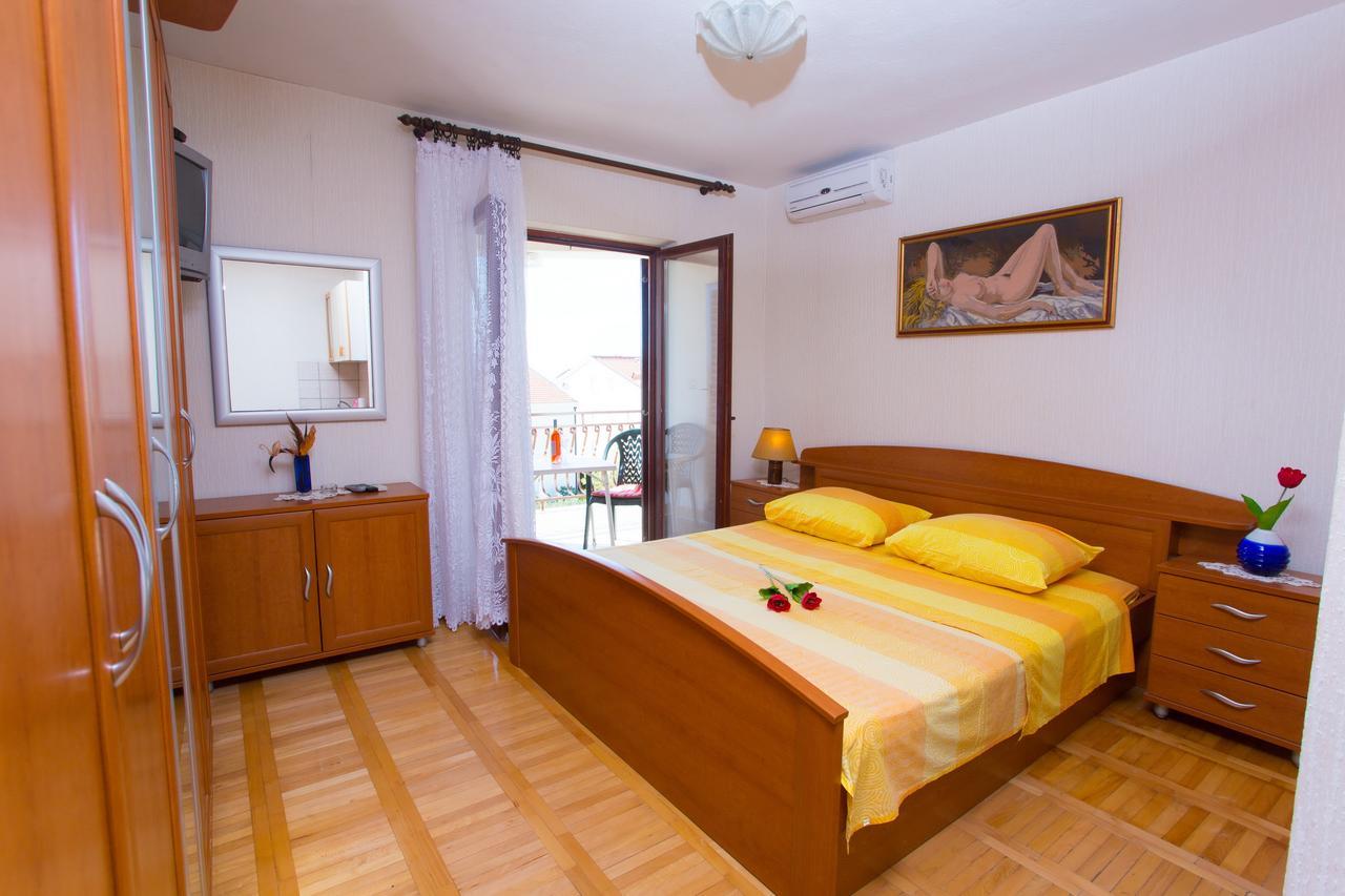Apartments Zoran Промайна Екстериор снимка